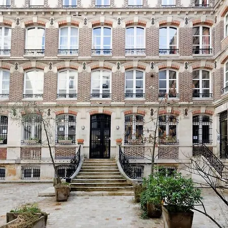 Appartamento M2- Modern Loft In Le Marais, Bright And Comfortable Parigi